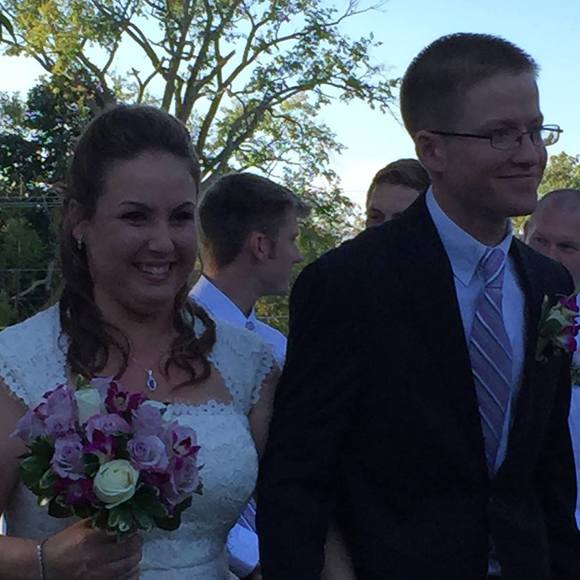 Meet your Posher, Leanne - Picture 1 of 1